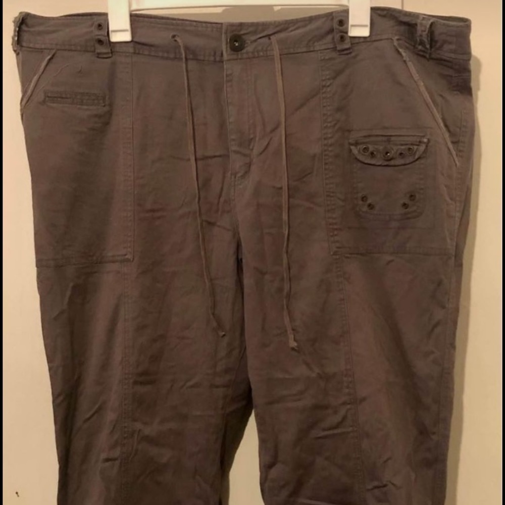Plus Size 28 Lane Bryant Grey Pants with cute details